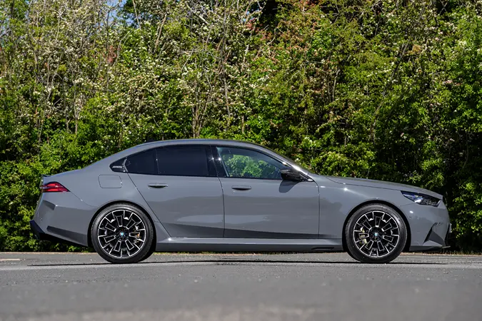 Medium Car